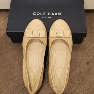 Cole Haan Emery Bow Wedge BEIGE